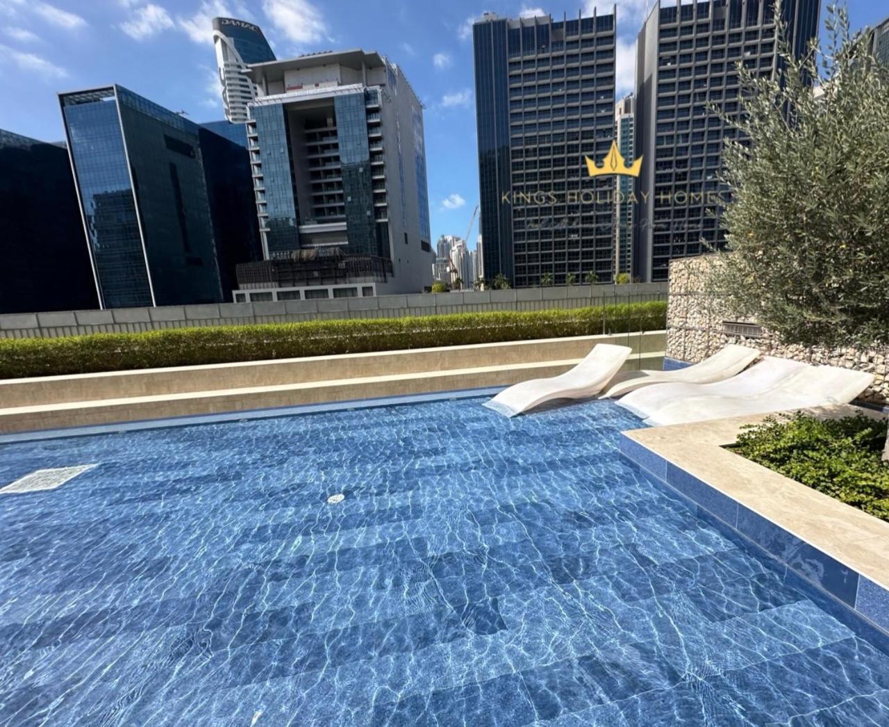 Reva Burj Khalifa View ,kings * Dubai